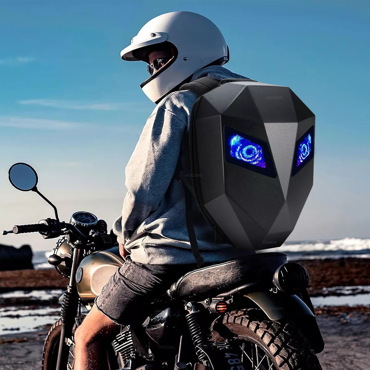 Mochila para Moto con Ojos LED – Impermeable y Capacidad para 1 Casco